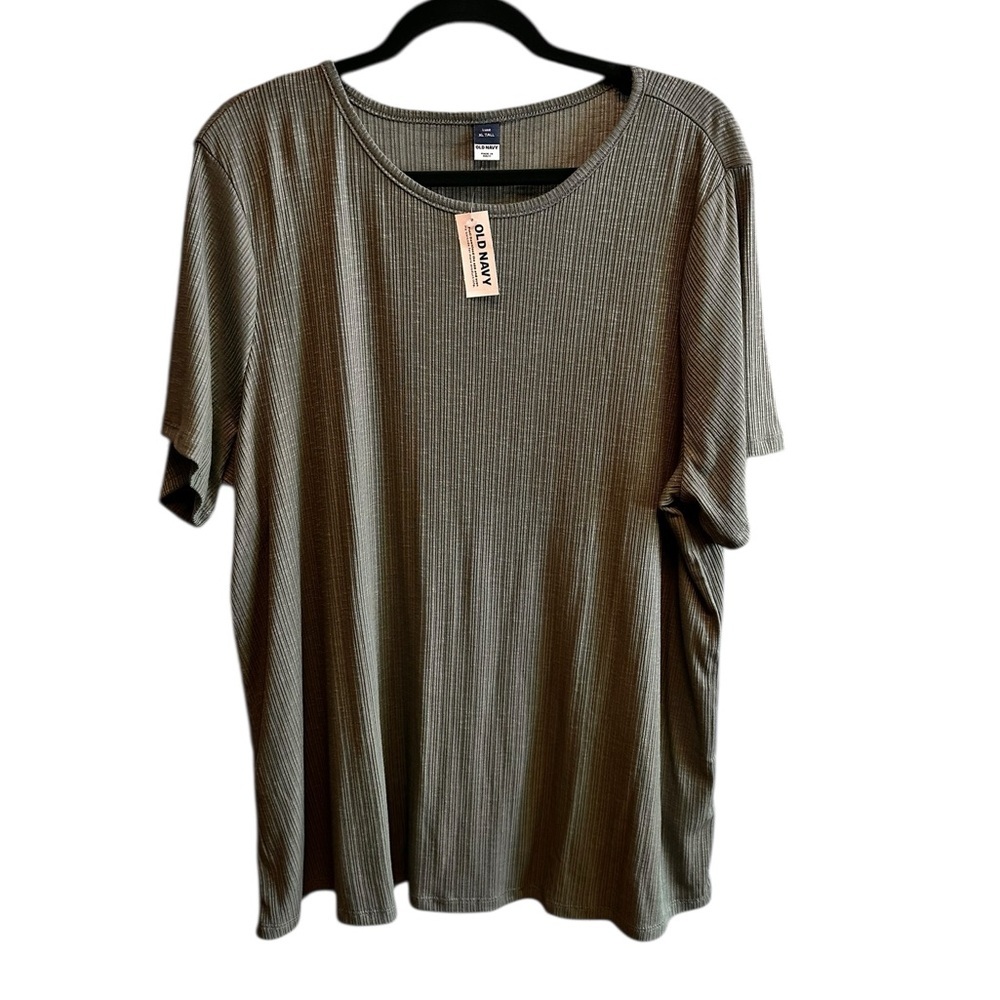 NWT Light Green Loose Fitting Tee - Picture 10 of 10